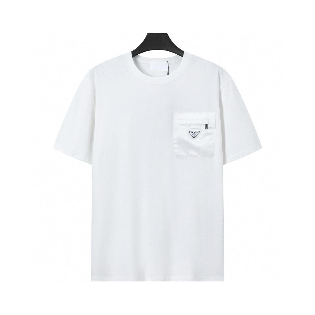 PRADA T-SHIRT