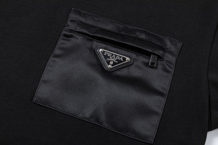 PRADA T-SHIRT