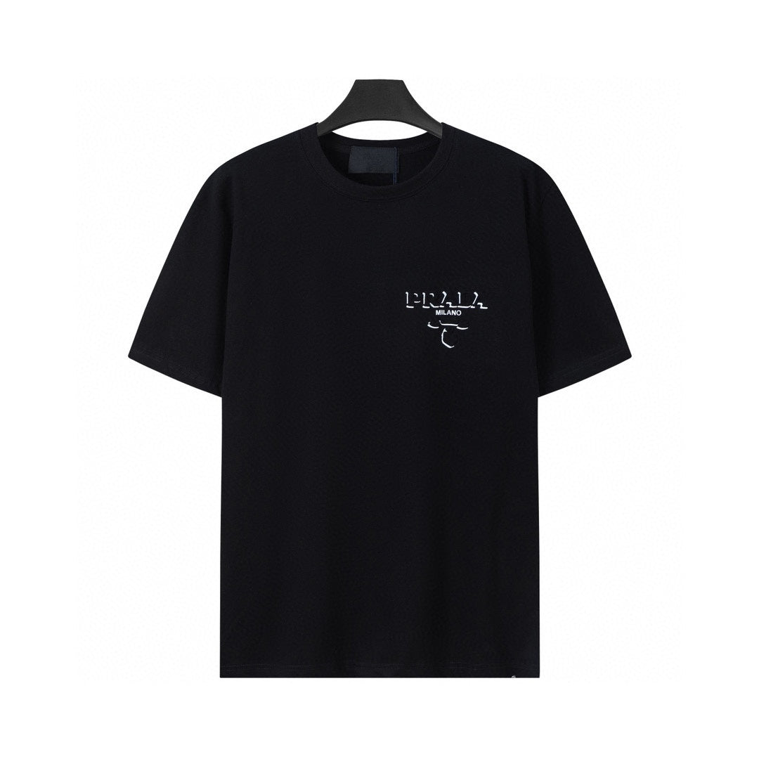 PRADA T-SHIRT