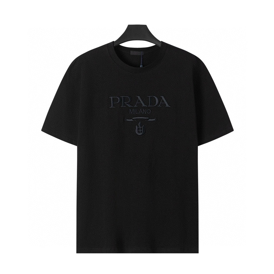 PRADA T-SHIRT